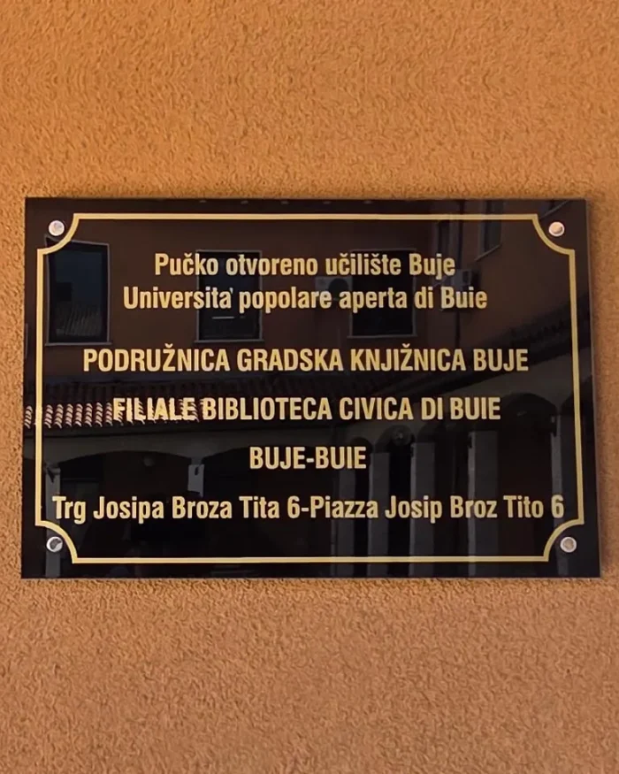 Gradska knjižnica Buje