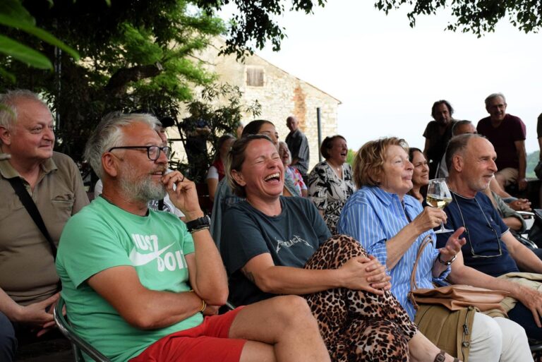 Festival Pusti me biti ostavio snažan trag u Bujama